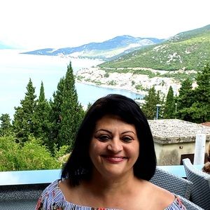 Meet your Posher, Sapna